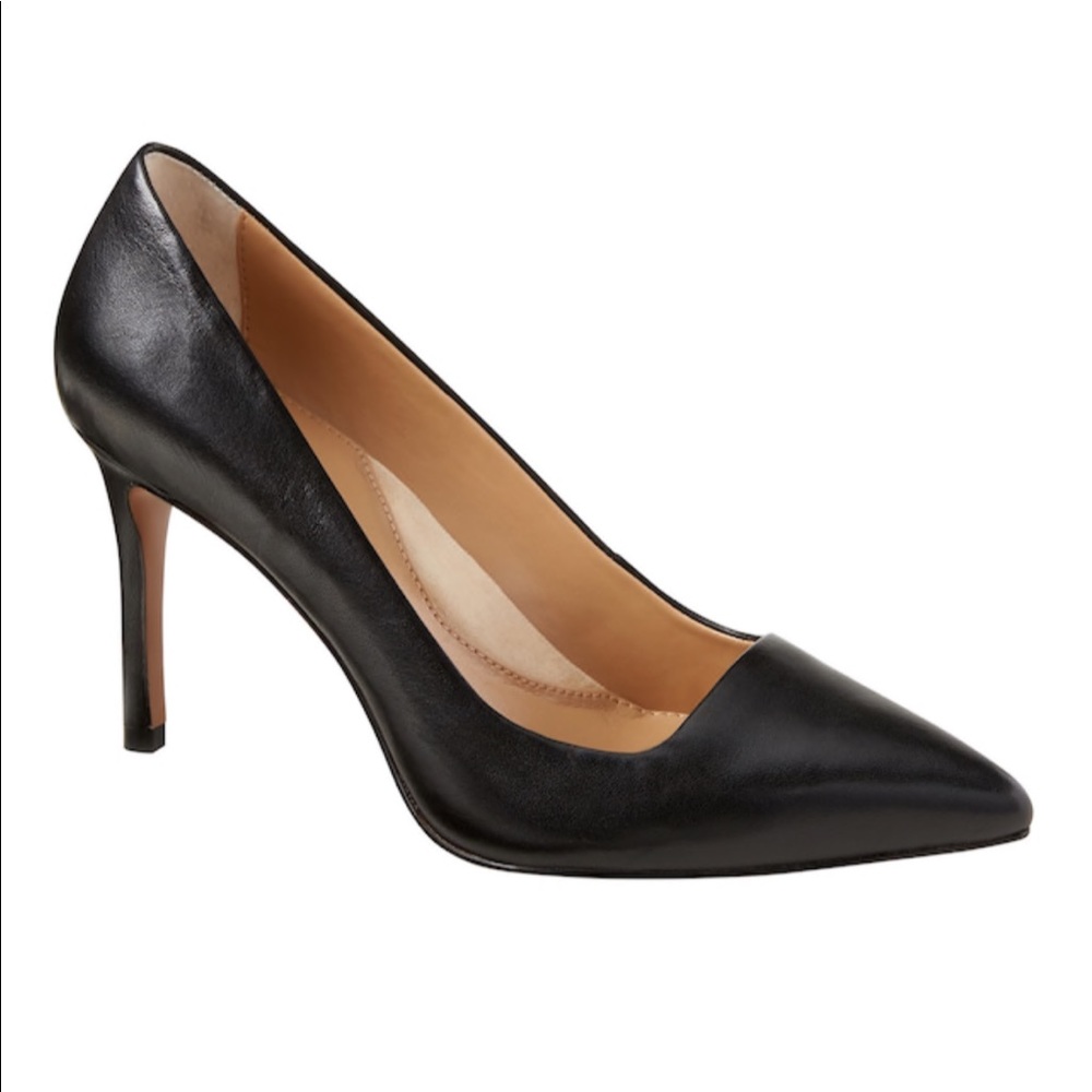 BNWT Banana Republic Blake Pump